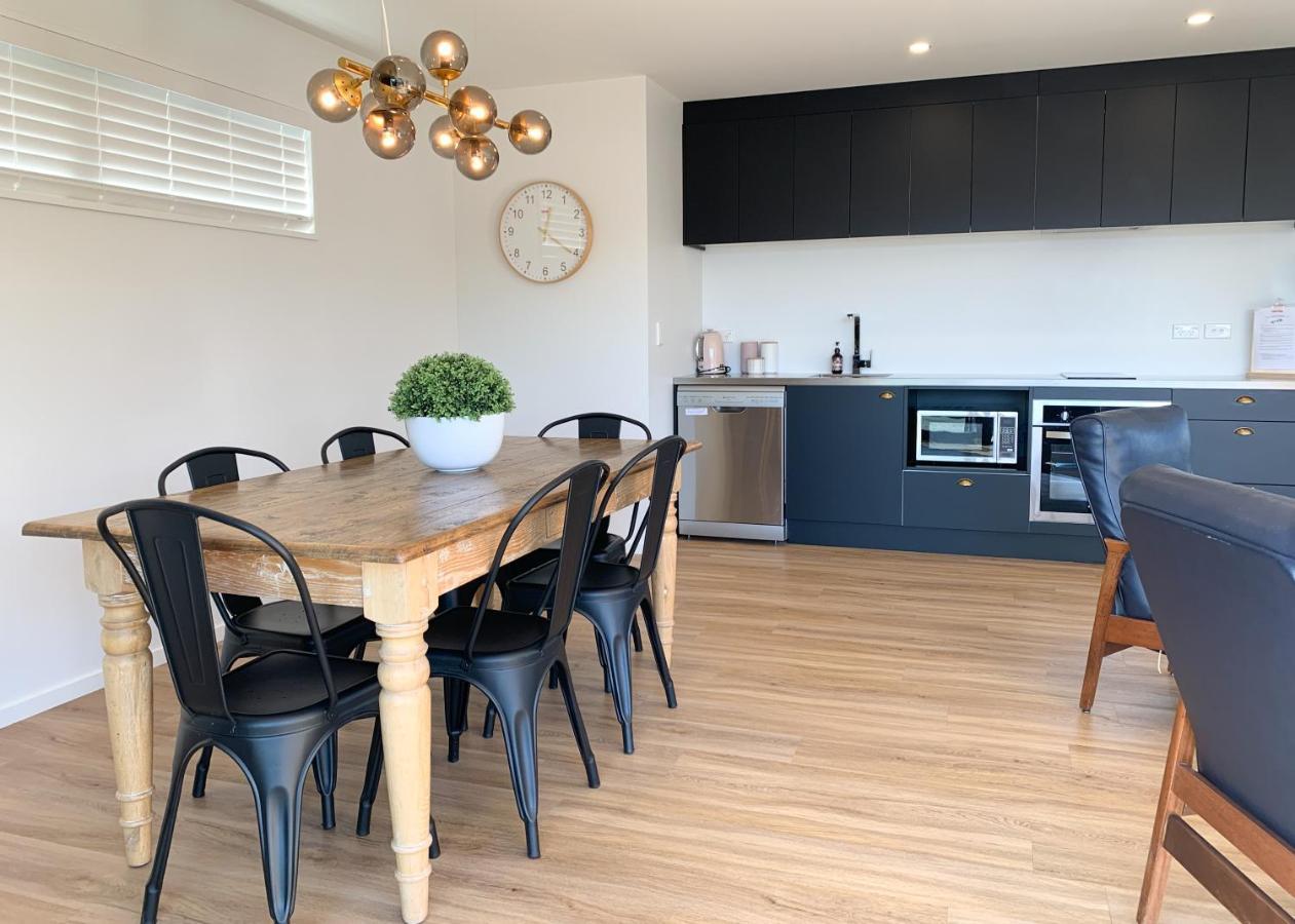 3 - Sunny Brand New House Villa Wanaka Eksteriør bilde