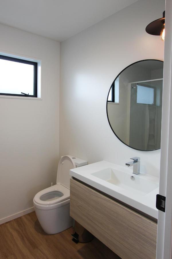3 - Sunny Brand New House Villa Wanaka Eksteriør bilde